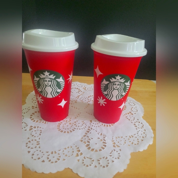 Pair of Starbucks 2022 Holiday Travel Cups - Picture 1 of 5